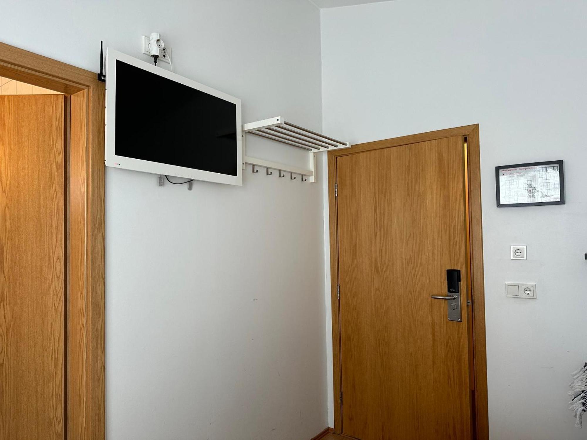 Hotel Kanslarinn Хелла Экстерьер фото